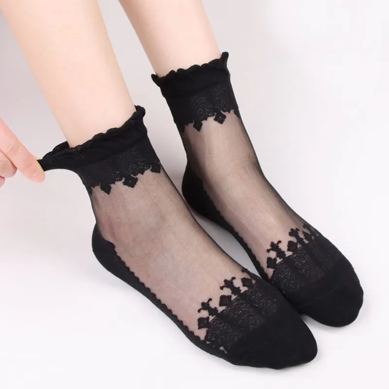2023 Summer Beautiful Crystal Sheer Mesh Silk Transparent Korea Sheer Ankle Lace Socks For Women