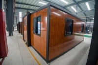 Maison conteneur extensible de 20 pieds en bois grain wengé jaune, étanche et isolée, préfabriquée pour toutes les conditions climatiques et utilisation extérieure