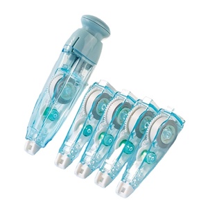 Ruban correcteur Deli VR137 bleu, 30m, pour étudiants, à pression, pour <span class=keywords><strong>correction</strong></span> de mots, remplaçable, idéal pour les étudiants - Product Image 1