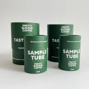 Tube en papier kraft écologique fait main, personnalisable en quatre couleurs, pour produits secs, tels que le chocolat et les herbes, avec revêtement anti-adhésif. - Product Image 3
