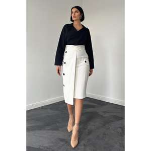 Elegante Falda Lápiz Blanca a Rayas, Cintura Natural, Tejido de Tela, Estilo Ejecutivo para Mujer, Ajuste Cómodo, Vestido de Trabajo - Product Image 3