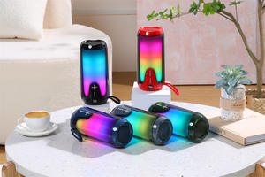 Haut-parleurs sans fil portables TG651 TWS 10W RGB LED Mini Audio Party Woofer avec radio FM pour téléphone portable - Product Image 6