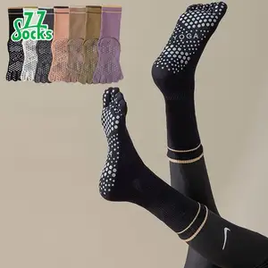 新款五趾瑜伽女性硅胶防滑专业普拉提女性健身健身房健身地板运动袜