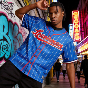 Uniformes de Béisbol Sublimados Personalizados para Jóvenes Universitarios, Diseño para el Día del Partido, Camiseta de Béisbol Vintage con Botones y Rayas - Product Image 2