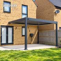 Pergola en aluminium motorisée bioclimatique à lames orientables pour jardin, terrasse, cour et espaces extérieurs