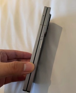 Téléphone portable pliable Z Fold6 en bon état, smartphone débloqué - Product Image 4