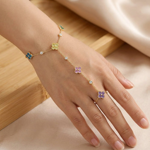 Pulsera de Mano de Acero Inoxidable Novirassine <span class=keywords><strong>con</strong></span> Anillo de Dedo de Trébol de <span class=keywords><strong>Zirconia</strong></span> Colorida, Joyería Boho Estética para Fiesta - Product Image 2