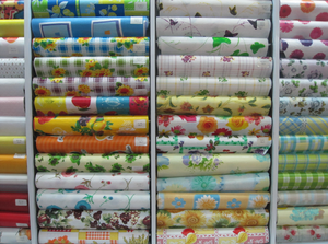 <span class=keywords><strong>Film</strong></span> de lamination PEVA imprimé sur mesure avec support en flanelle pour la fabrication de nappes - Product Image 6