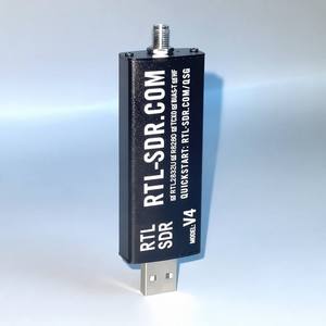 Antenne dipolaire multifonctionnelle SMA R828D <span class=keywords><strong>RTL2832U</strong></span> 1PPM TCXO SDR-V4 Blog RTL SDR V4 HTOOL pour instrument de test Radio logicielle définie - Product Image 5