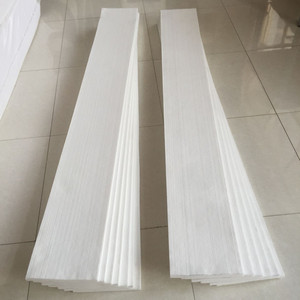 Feltro Industriale Bianco 100% Poliestere per Macchine Tagliatrici in Acciaio, Spessore Variabile, Vendita all'Ingrosso - Product Image 1