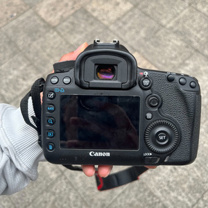 Cámara 5D Mark III 90% Nueva, 22MP, Full Frame, Cámara <span class=keywords><strong>de</strong></span> Fotografía Profesional - Product Image 2