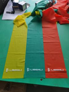 Bandas de Resistencia Planas de Látex de 5-10 Libras para <span class=keywords><strong>Ejercicios</strong></span> de Estiramiento, Flexibilidad, Pilates, Yoga, Ballet, Gimnasio, Deportes y Fitness - Product Image 3