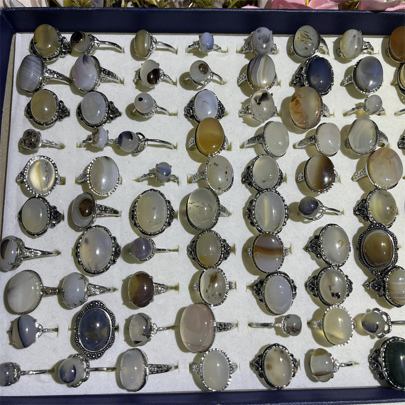gray tree agate