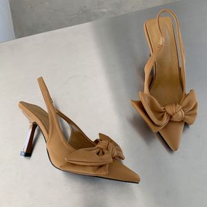 Escarpins slingback élégants en satin avec nœud, talons hauts de qualité supérieure pour femmes - Product Image 4