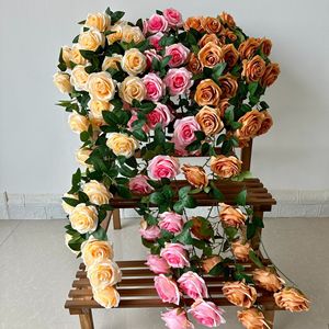 Rose artificielle Merry Rose, fleur en soie à suspendre au mur, décoration de mariage, décoration de la maison, fabrication artisanale en Chine - Product Image 1