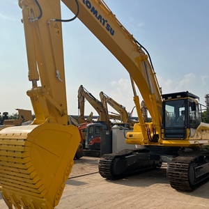 Excavadora de cadenas Komatsu PC 450, 45T de peso operativo, modelo 2020, con motor diésel, equipo de construcción usado, listo para alquilar. - Product Image 2