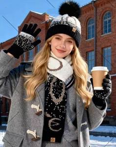 Ensemble bonnet, <span class=keywords><strong>gants</strong></span> et écharpe longue <span class=keywords><strong>en</strong></span> fourrure de <span class=keywords><strong>mohair</strong></span>, fausse fourrure de vison, tricot jacquard personnalisé avec logo, pour femmes - Product Image 1
