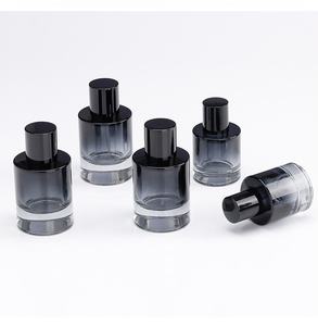 Bouteille d'<span class=keywords><strong>eau</strong></span> en verre concise personnalisable multicolore 5-50ml style stylo à bille conique avec bouchon à vis <span class=keywords><strong>de</strong></span> taille impaire à fond lourd - Product Image 1