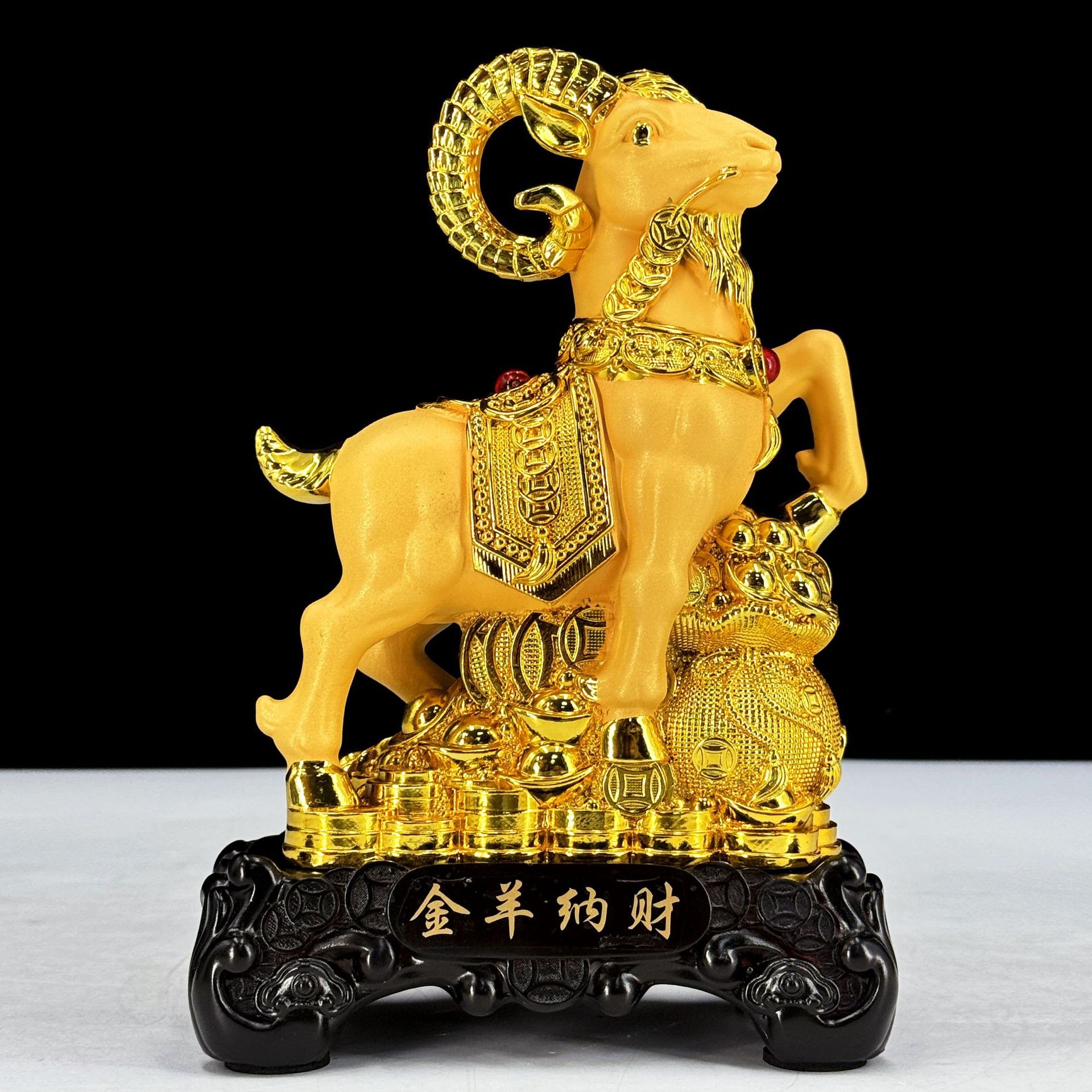 Sac d'argent, couleur or sable