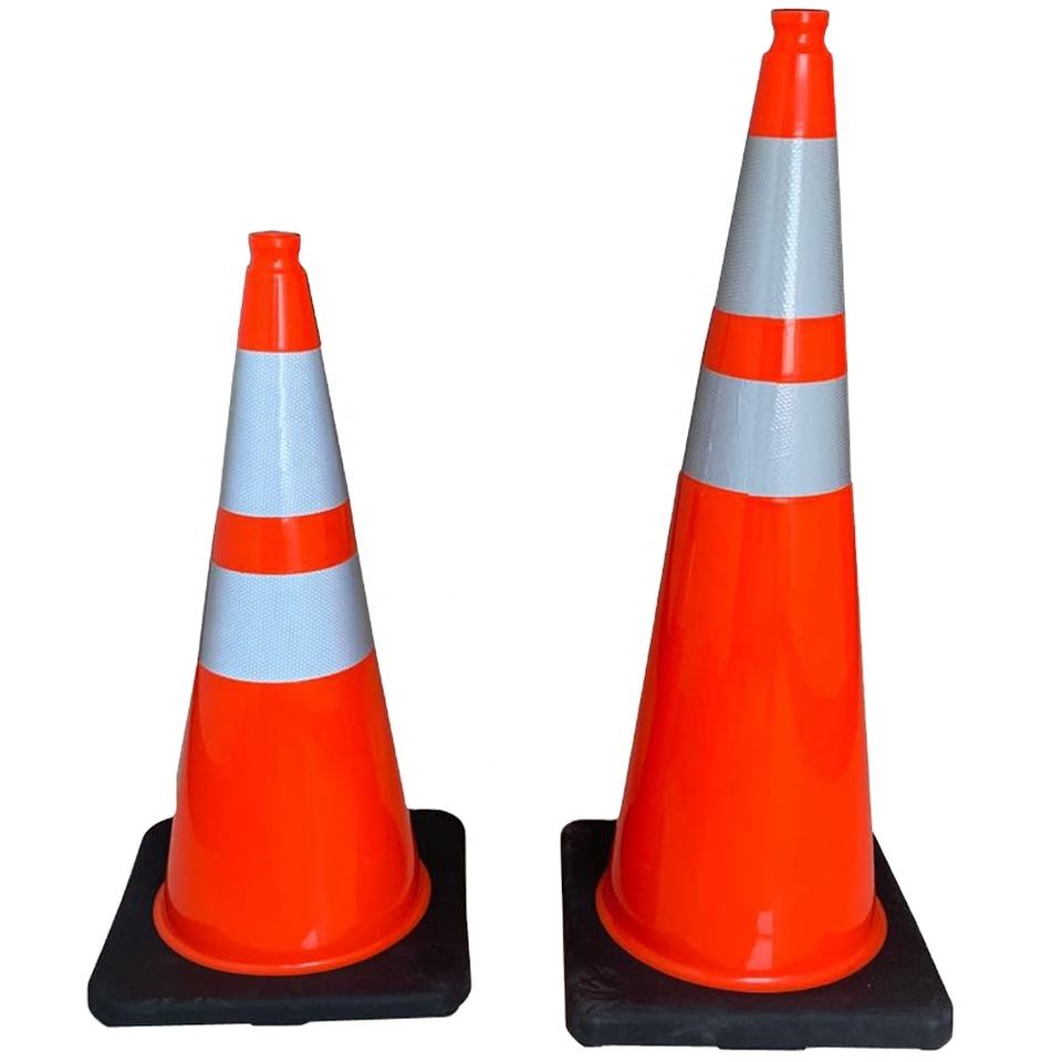 Road Traffic Warning Safety Cone 70 / 75cm 90cm Flexible Construction Reflective High Visibility Hook Top Work Cones