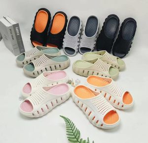 Nouveaux produits 2026 – Claquettes nuage personnalisées en gros pour femmes, légères, respirantes, lavables, confortables, avec soutien de la voûte plantaire - Product Image 4