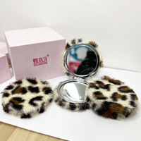 Miroir de maquillage compact pliable double face personnalisé, portable, en peluche à imprimé léopard, grossissement 2x