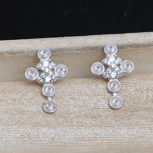 Pendientes de Plata S925 con Múltiples Cuentas y Perlas de Circonio, Soporte Irregular para Orejas, Accesorios Estilo Suegra - Product Image 3