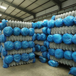 Équipements de terrain de basket-ball et de football Clôtures en treillis métallique pour les terrains de sport scolaires et les courts de tennis Grilles et portails métalliques - Product Image 5