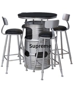 Ensemble de bar en fer rond de style industriel avec rangement, table haute et chaises pour usage commercial dans les salons KTV et les restaurants