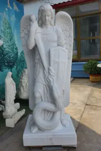 Décoration de maison en pierre personnalisée sculptée de grandes ailes Sculpture grandeur nature grandes statues d'ange en marbre