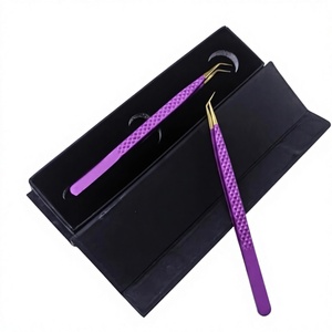 Pince à épiler pour cils GETUP BROSONS IMPEX en acier inoxydable, 10 mm de long, 45 degrés, droite, antistatique, antimagnétique, pointe lisse dorée - Product Image 1
