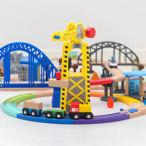 <span class=keywords><strong>Juguete</strong></span> <span class=keywords><strong>de</strong></span> bloques <span class=keywords><strong>de</strong></span> construcción <span class=keywords><strong>de</strong></span> vía <span class=keywords><strong>de</strong></span> <span class=keywords><strong>tren</strong></span> <span class=keywords><strong>de</strong></span> madera para niños Compatible con <span class=keywords><strong>Thomas</strong></span> Car Features City Car & Helicopter Scene - Product Image 4