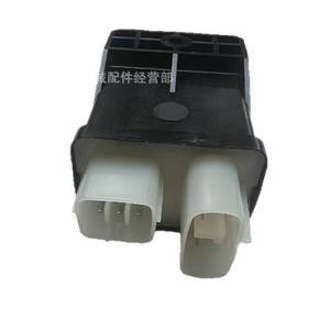 Relé de Motor Kubota 1K533-65662 12V DC Electromagnético para Excavadora de Uso Automotriz - Product Image 2