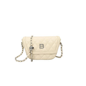 <span class=keywords><strong>Livraison</strong></span> <span class=keywords><strong>rapide</strong></span> de l'usine <span class=keywords><strong>sac</strong></span> <span class=keywords><strong>à</strong></span> bandoulière en PU pour femmes avec motif géométrique fermeture <span class=keywords><strong>à</strong></span> glissière conception de chaîne en métal <span class=keywords><strong>à</strong></span> la mode - Product Image 1