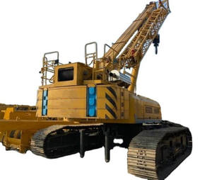 رافعة زاحفة تلسكوبية مستعملة من ماركة P&<span class=keywords><strong>H</strong></span> بحمولة 80 طن مع محرك وصندوق تروس ومضخة ووحدة تحكم منطقية قابلة للبرمجة للبيع - Product Image 2