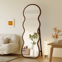 Vente en gros Grand miroir de courtoisie multifonctionnel en verre à cadre ondulé pour les mariages modernes et la décoration intérieure