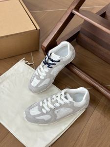 รองเท้ากีฬาลำลองสำหรับผู้หญิงคุณภาพสูง - สไตล์เดียวกับสินค้าชื่อดัง รองเท้าลำลองที่ใส่สบายและใช้งานได้หลากหลาย - Product Image 2