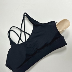 Reggiseno sportivo sportivo da donna in tinta unita Cross Back morbido atletico ad alta resistenza - Product Image 6