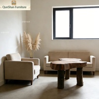 Table basse en bois massif avec bord naturel |   Meubles de salon rustiques à bords naturels irréguliers