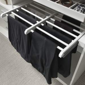 SOPORTE EXTRAÍBLE PARA PANTALONES 87.2 CM GRIS PERLA - Product Image 1