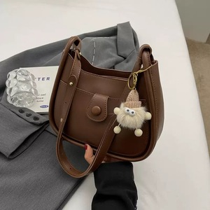 Sac à bandoulière tendance fait main <span class=keywords><strong>pour</strong></span> <span class=keywords><strong>femme</strong></span>, en matériau DIY, couleur unie, style sous le bras - Product Image 5