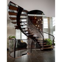 Escalier en colimaçon personnalisé Prima Custom Design pour l'intérieur, en métal et verre, de forme sur mesure, à vendre