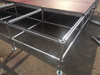Scène mobile en aluminium réglable pour les événements, pieds à verrouillage rapide, plateforme de scène modulaire légère pour la mise en place de mariages, utilisation en exposition