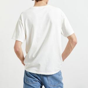 เสื้อยืดสีขาวคุณภาพสูง ขนาดใหญ่พิเศษ 220gsm  รับสกรีนโลโก้ เสื้อยืดเปล่าสีขาวเนื้อหนา แขนสั้น  เสื้อยืดเรียบๆ สำหรับผู้ชาย - Product Image 2