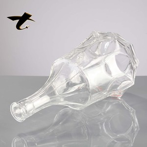Bouteilles en verre personnalisées pour boissons 500ml 700ml 750ml Vin Whisky Tequila avec bouchon en liège et joint d'étanchéité pour la marque Brandy - Product Image 6
