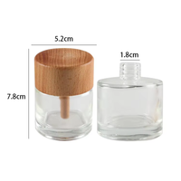 Vente en gros de flacons de parfum/désodorisant en verre de 60 ml avec bouchon à vis en bois et impression sérigraphique