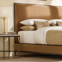 Table de chevet moderne en laiton massif ou en acier inoxydable avec plateau en marbre carré, meubles de chambre à coucher écologiques et durables