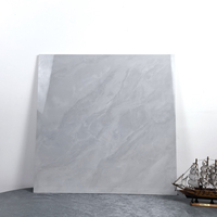 Bahan Bangunan Penjualan Panas Porcelanato 60x60cm Ubin Porselen Anti-Selip Mengkilap Desain Modern Abu-abu untuk Penggunaan Lantai Interior