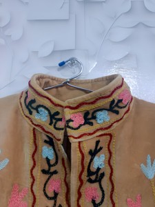 Chaleco Corto de Algodón para Invierno, Bordado a Mano, Acolchado, Transpirable, Ecológico, de Terciopelo Suzani, Estilo Boho, sin Mangas, con Diseño Floral - Product Image 6