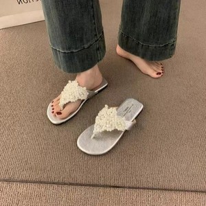 Fairy Style Thong Sandals for Women 2025 New Arrival Vintage Bohemian <b>Flip</b> <b>Flops</b> with Pearl Accents - Product Image 4